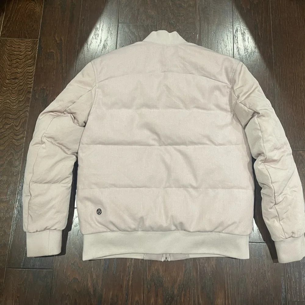 Lululemon Roam Far Reversible Wool Bomber Puff Down Jacket Porcelain Pink Size 6